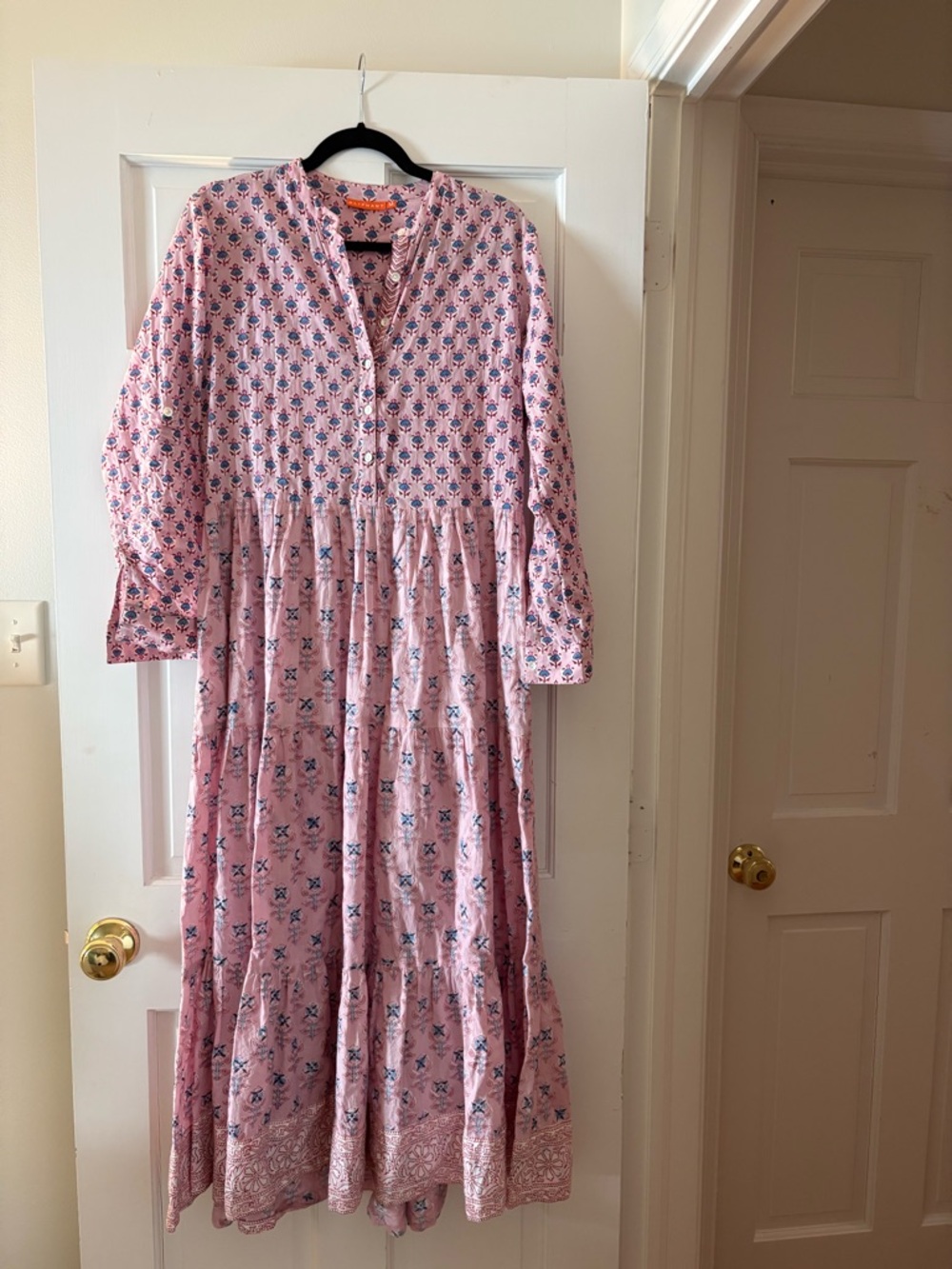 Oliphant Pink Printed Tiered Maxi Dress. Size Medium - Picture 2 of 3